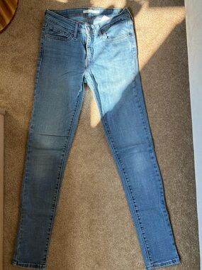 Levi's Medium Wash 711 Jeans in Blue